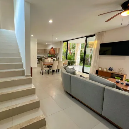 Image 2 - Calle 12 Norte, 77720 Playa del Carmen, ROO, Mexico - House for sale