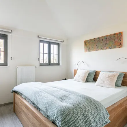 Rent this 2 bed apartment on Vrijheid 130 in 2320 Hoogstraten, Belgium