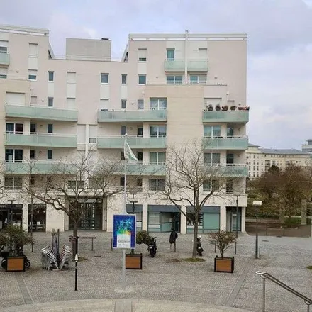 Image 8 - 26 Rue des Alouettes, 78180 Montigny-le-Bretonneux, France - Apartment for rent