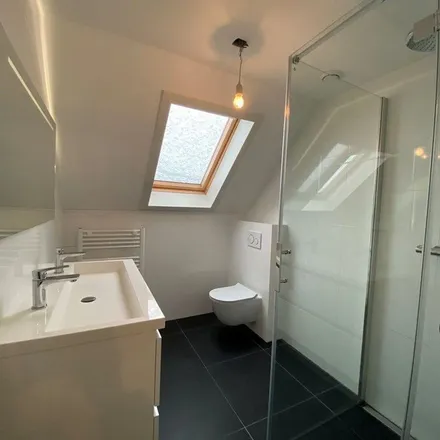 Rent this 4 bed apartment on Wilgenhof 135 in 3355 PG Papendrecht, Netherlands