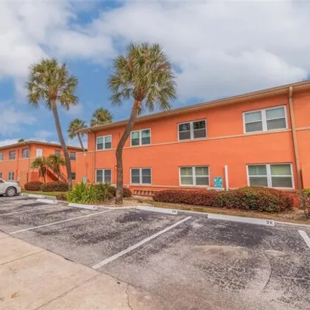 Image 3 - 121 46th Ave Apt 1h, Saint Pete Beach, Florida, 33706 - Condo for rent