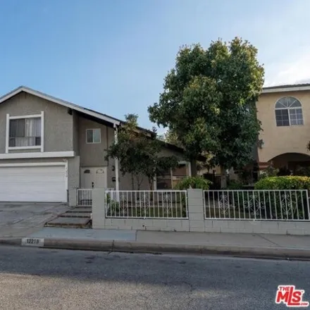 Image 5 - 12218 Renville Street, Lakewood, CA 90715, USA - House for sale