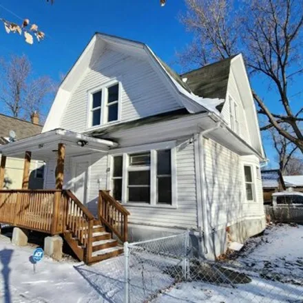 Buy this 3 bed house on 522 North Arundel Street in Saint Paul, MN 55103