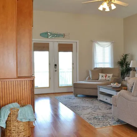 Rent this 3 bed house on Navarre in FL, 32566