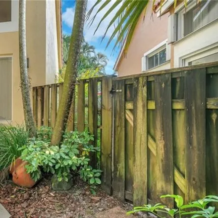 Image 5 - 10164 Northwest 4th Street, Plantation, FL 33324, USA - House for sale