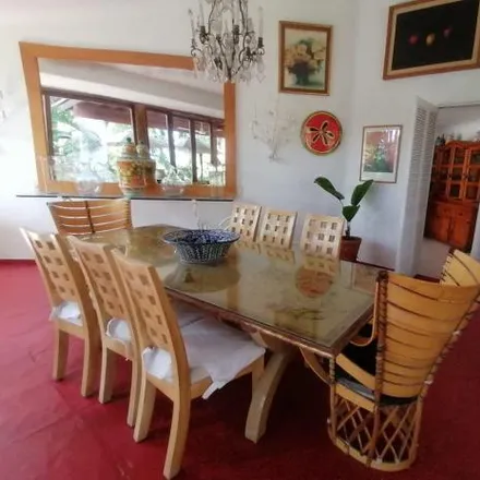 Buy this 3 bed house on Privada del Rosal in 62050 Cuernavaca, MOR