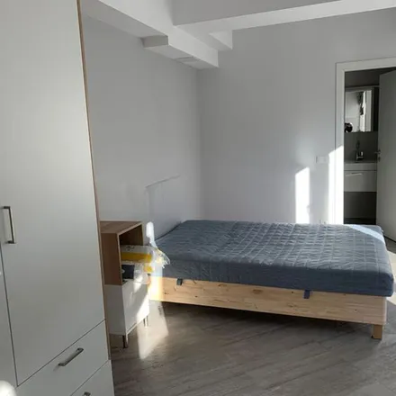Rent this 1 bed apartment on Rue des Commerçants - Koopliedenstraat 55 in 1000 Brussels, Belgium