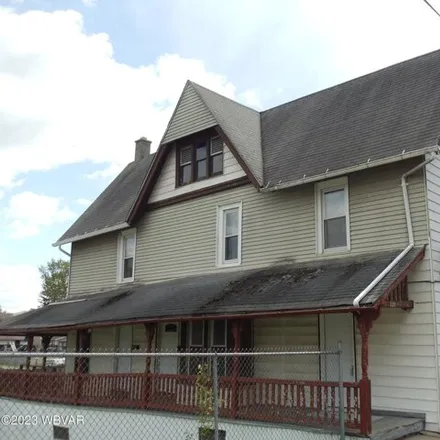 Buy this 2 bed house on 972 Arch Street in Williamsport, PA 17701