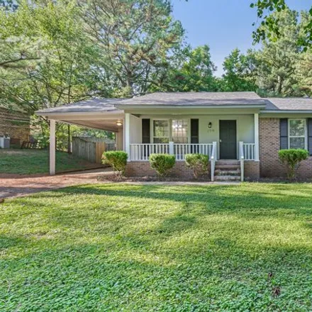 Buy this 3 bed house on Hopper Barker Road in Jackson, TN 38305