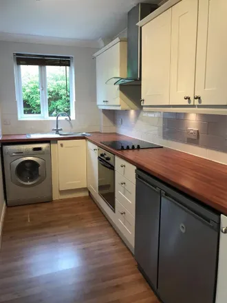 Image 2 - Astra Mead, Chavey Down, RG42 7TA, United Kingdom - Duplex for rent