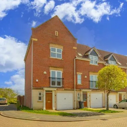 Image 1 - Bestwood Close, Leicester, LE3 9EY, United Kingdom - Townhouse for sale