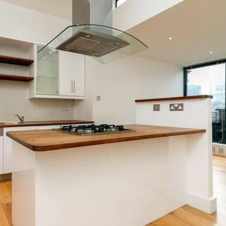 Image 1 - John Sinclair Court, 36 Thrawl Street, Spitalfields, London, E1 6RN, United Kingdom - Apartment for rent