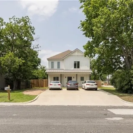 Image 1 - 800 Tarrow Street, College Station, TX 77840, USA - House for rent