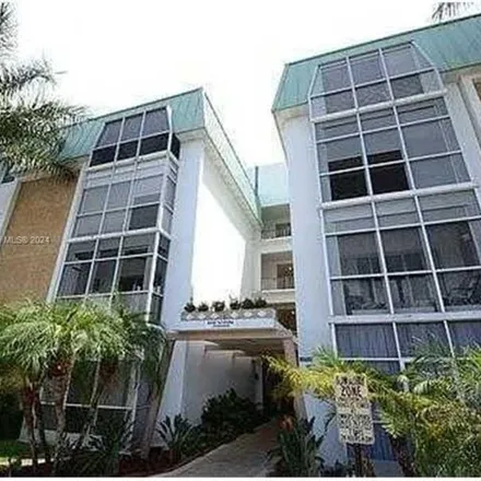 Rent this 2 bed condo on 3012 Northeast 16th Avenue in Coral Woods, Broward County