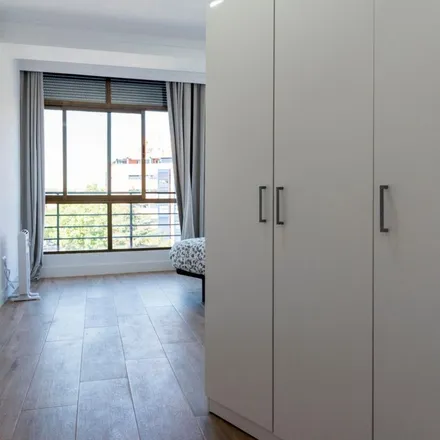 Image 1 - Paseo de los Pontones, 29, 28005 Madrid, Spain - Apartment for rent