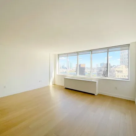 Image 2 - River Tower, East 53rd Street, New York, NY 10022, USA - Apartment for rent