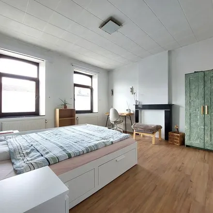 Rent this 3 bed apartment on Chaussée de Charleroi 135 in 5030 Gembloux, Belgium