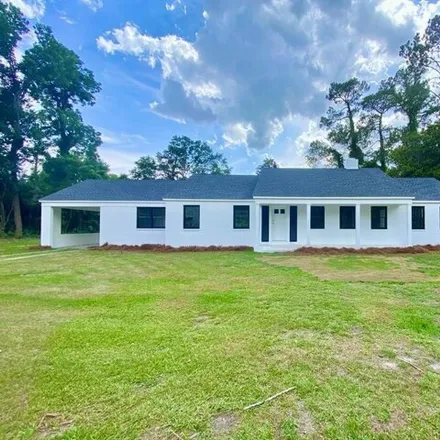 Buy this 4 bed house on West 8th Street in Adel, GA 31620