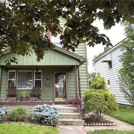 Buy this 2 bed house on 326 Alaska Street in Dayton, OH 45404