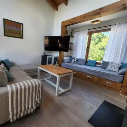 Buy this 3 bed house on Avenida Las Victorias 553 in Las Victorias, 8400 San Carlos de Bariloche