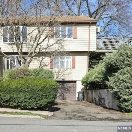 Buy this 5 bed house on 725 Jersey Avenue in Maywood, Bergen County