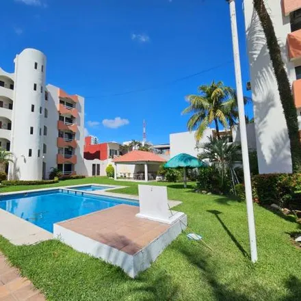 Buy this 2 bed apartment on Calle Almendro in Playa de Oro, 93294 Boca del Río