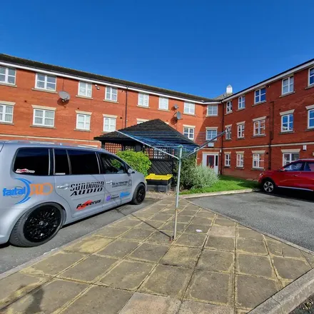 Rent this 2 bed apartment on Rossmore Road West in Ellesmere Port, CH66 1NW
