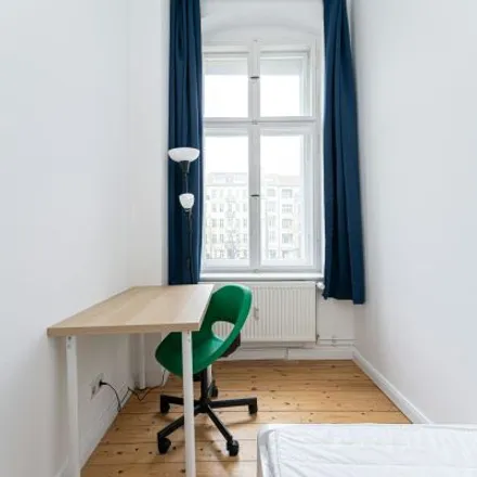 Image 7 - Wisbyer Straße 71, 10439 Berlin, Germany - Room for rent