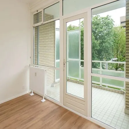 Rent this 2 bed apartment on Groenendaal 495 in 3011 ZW Rotterdam, Netherlands