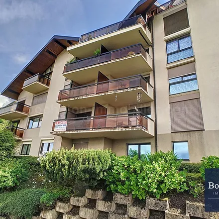 Rent this 2 bed apartment on 9 Place De La Porte D Allinges in 74500 Évian-les-Bains, France