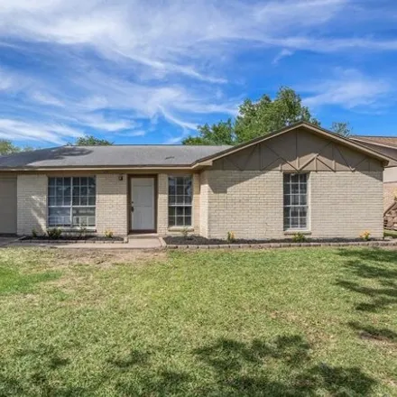 Buy this 4 bed house on 2868 12th Avenue North in Texas City, TX 77590