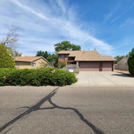 Buy this 4 bed house on 5620 Hayes Drive Northwest in Albuquerque, NM 87120