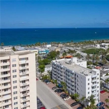 Image 3 - 2972 Banyan Street, Fort Lauderdale, FL 33316, USA - Condo for sale