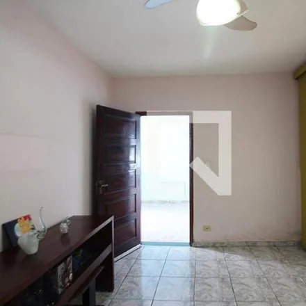 Buy this 2 bed house on Rua Pedro Breda in Bairro dos Casa, São Bernardo do Campo - SP