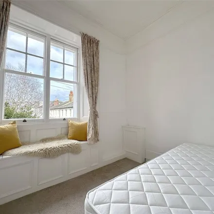 Image 1 - 45 St Leonards Road, Exeter, EX2 4LR, United Kingdom - Apartment for rent