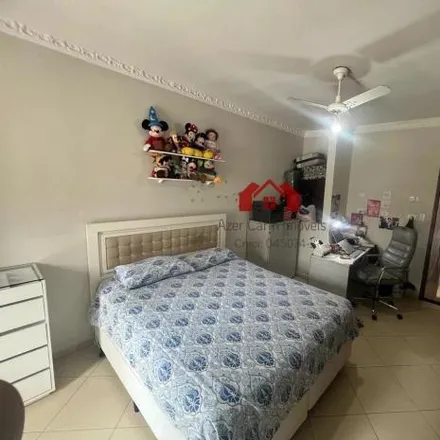 Buy this 3 bed house on Rua Elcio Cesar Piteli in Conceição, Osasco - SP