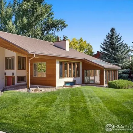 Buy this 4 bed house on 827 Poplar Avenue in Boulder, CO 80304