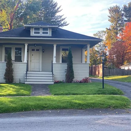 Rent this 3 bed house on 39 Merritt Place in New Hartford, Oneida County