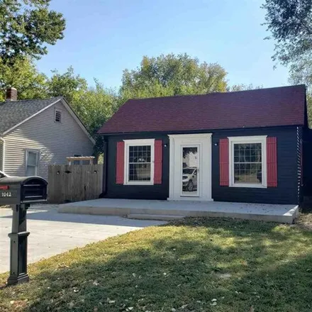 Buy this 2 bed house on 1170 Lincoln Avenue in Clay Center, KS 67432