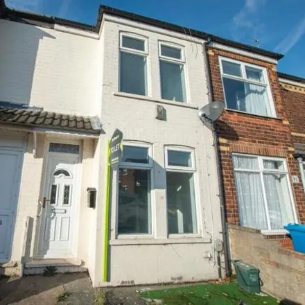 Rent this 2 bed townhouse on Hampshire Street in Hull, HU4 6PZ