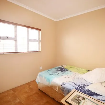 Image 4 - Johannesburg Street, Cape Town Ward 109, Western Cape, 7134, South Africa - Apartment for rent