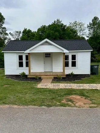Buy this 3 bed house on 131 South Camp Heights Drive in Sparta, White County