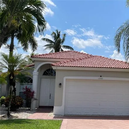 Image 2 - 12390 Northwest 53rd Street, Coral Springs, FL 33076, USA - House for sale