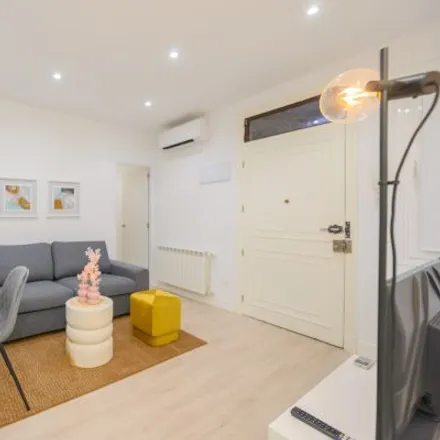 Rent this 5 bed apartment on Madrid in Calle de José Abascal, 23