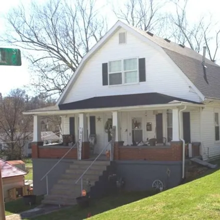 Buy this 4 bed house on 279 Murrell Street in Frankfort, KY 40601