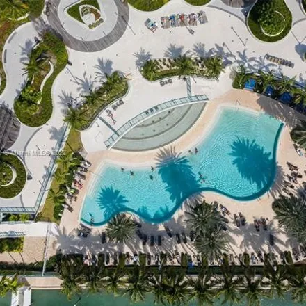 Image 2 - Flamingo Resort Residences, Bay Road, Miami Beach, FL 33139, USA - Condo for rent