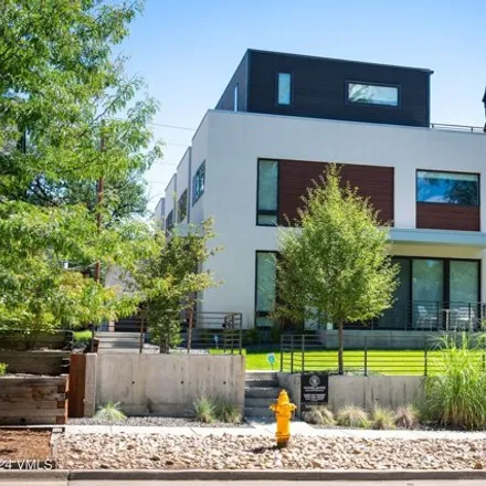 Buy this 2 bed house on 430 University Boulevard in Denver, CO 80206