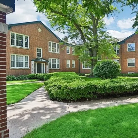 Buy this 1 bed condo on 2413-2429 West Fitch Avenue in Chicago, IL 60645