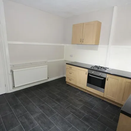 Image 7 - Bernard Street, Rochdale, OL12 0SJ, United Kingdom - Apartment for rent