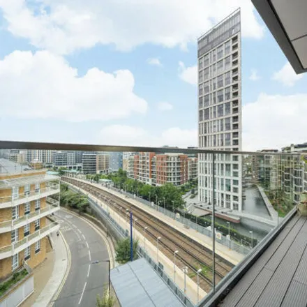Image 7 - Lighterman Towers, Harbour Avenue, London, SW10 0XF, United Kingdom - Room for rent
